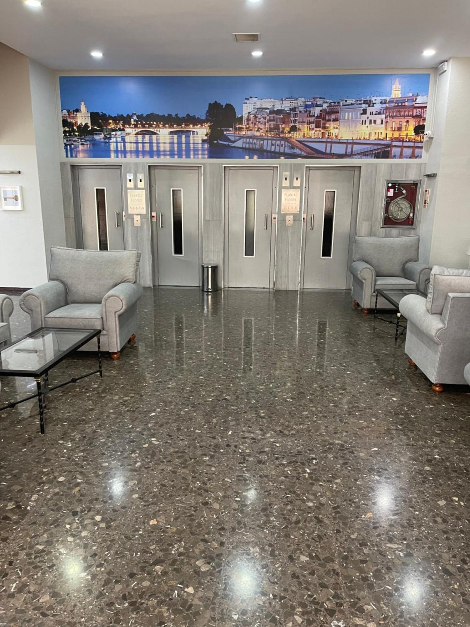 Resitur Luxury Suit 2 Севилья Экстерьер фото