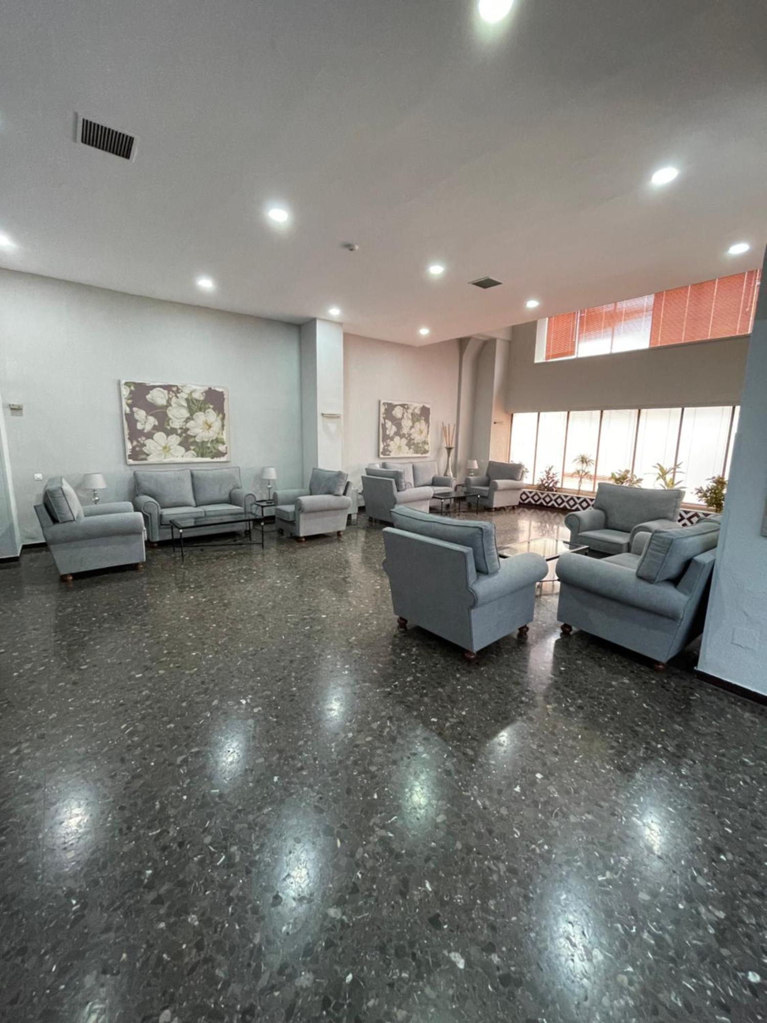 Resitur Luxury Suit 2 Севилья Экстерьер фото
