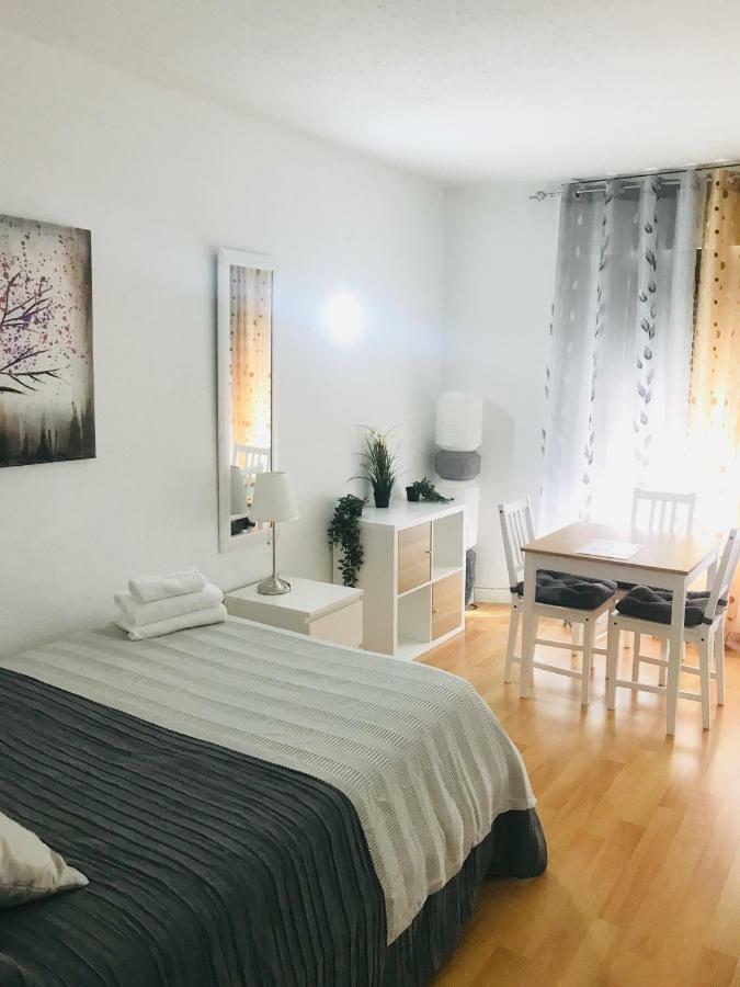 Resitur Luxury Suit 2 Севилья Экстерьер фото